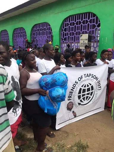 Friends of Tapson sponsors the sports event